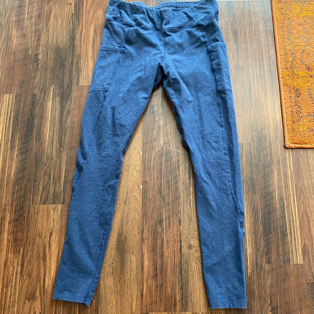 Pact organic cotton pocket leggings size medium